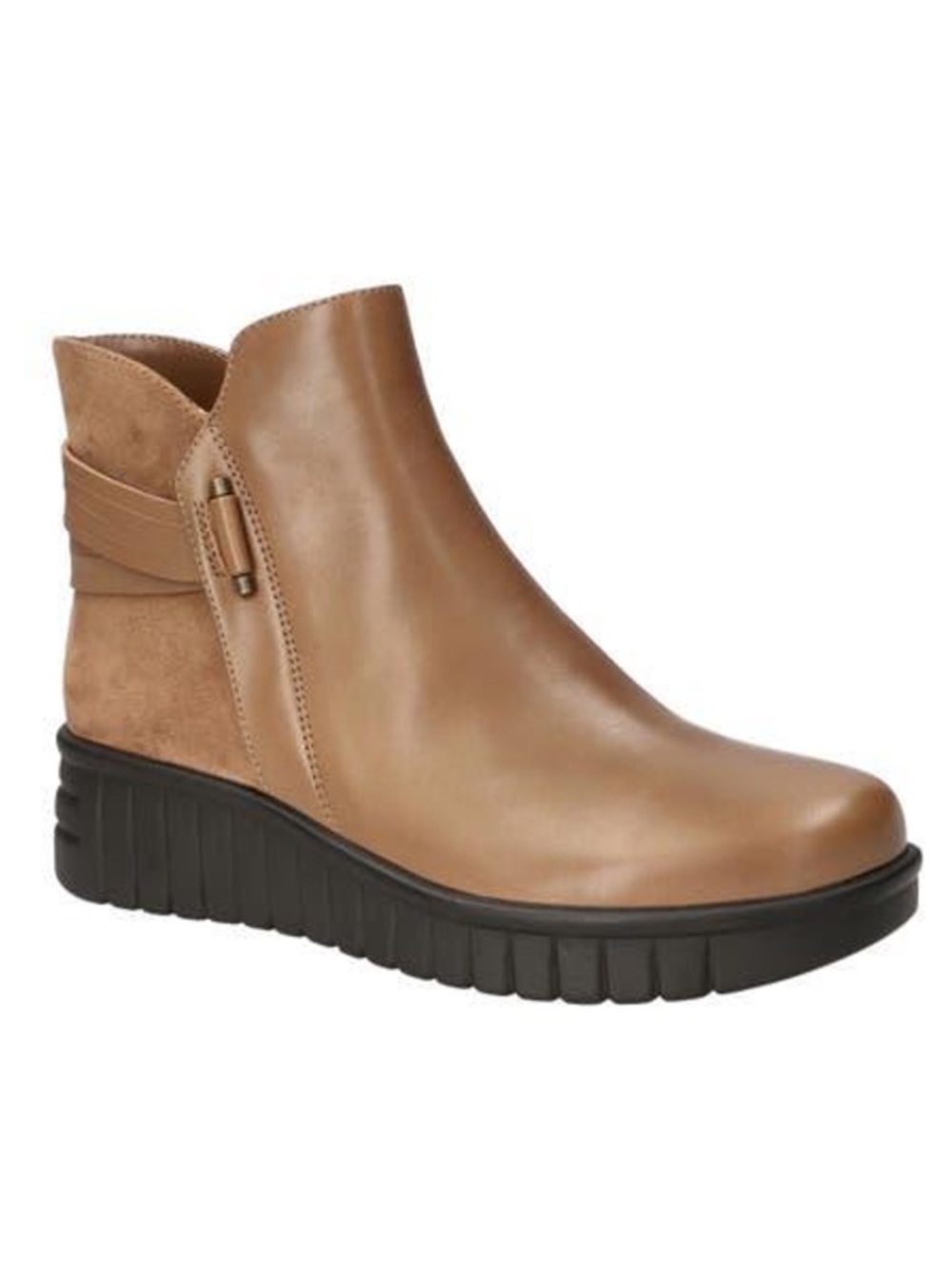 Women's Brown Sueann Platform Bootie Bella vita